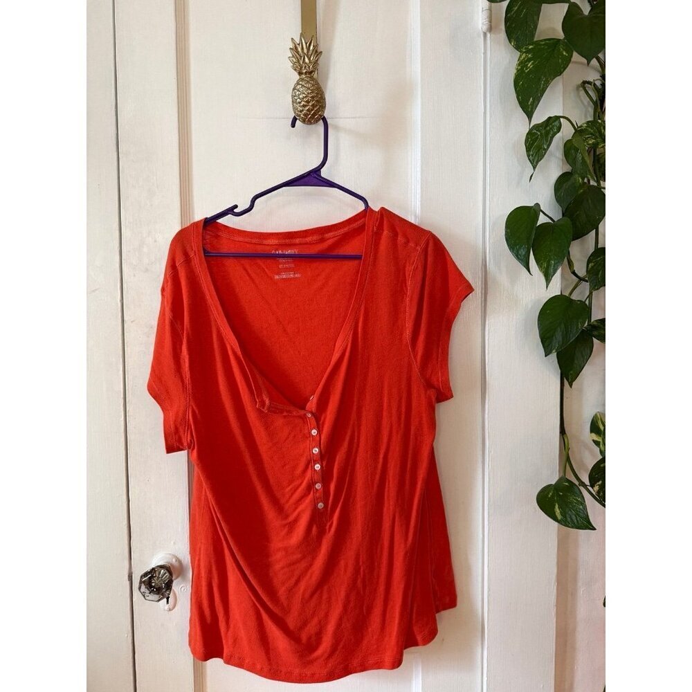 Old Navy women’s size X – large orange short sleeve shirt